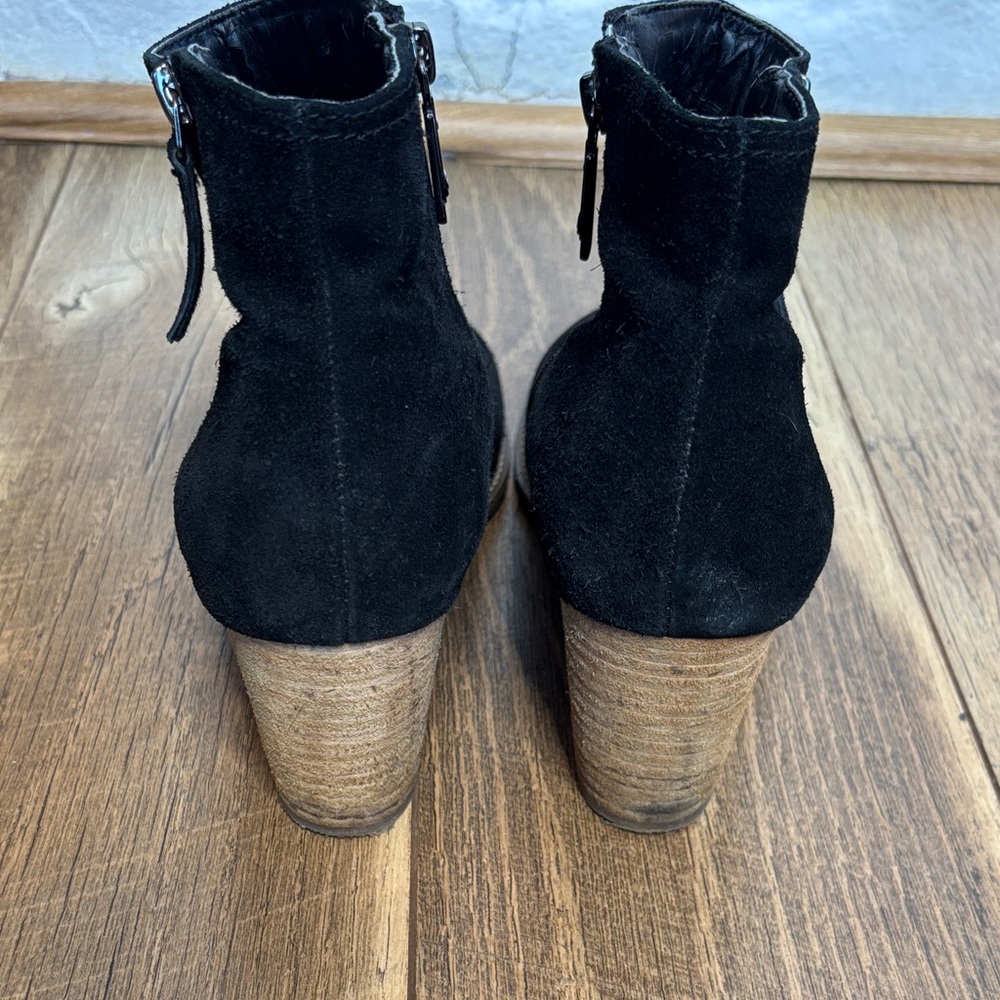Blondo Leather Suede Waterproof Black Wedge Ankle Boots sz 9 1/2 - Picture 8 of 10